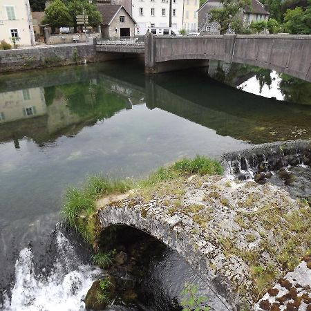 Gite La Petite Ecluse En Bord De Loue Lods Exterior foto