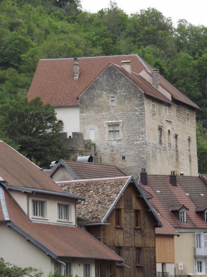 Gite La Petite Ecluse En Bord De Loue Lods Exterior foto